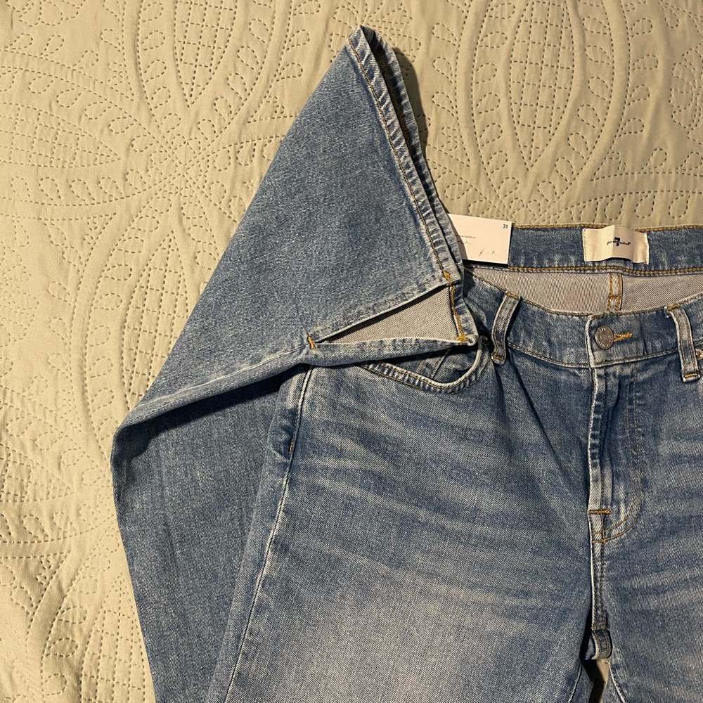 Low Ride Jeans - Picture 5 of 5
